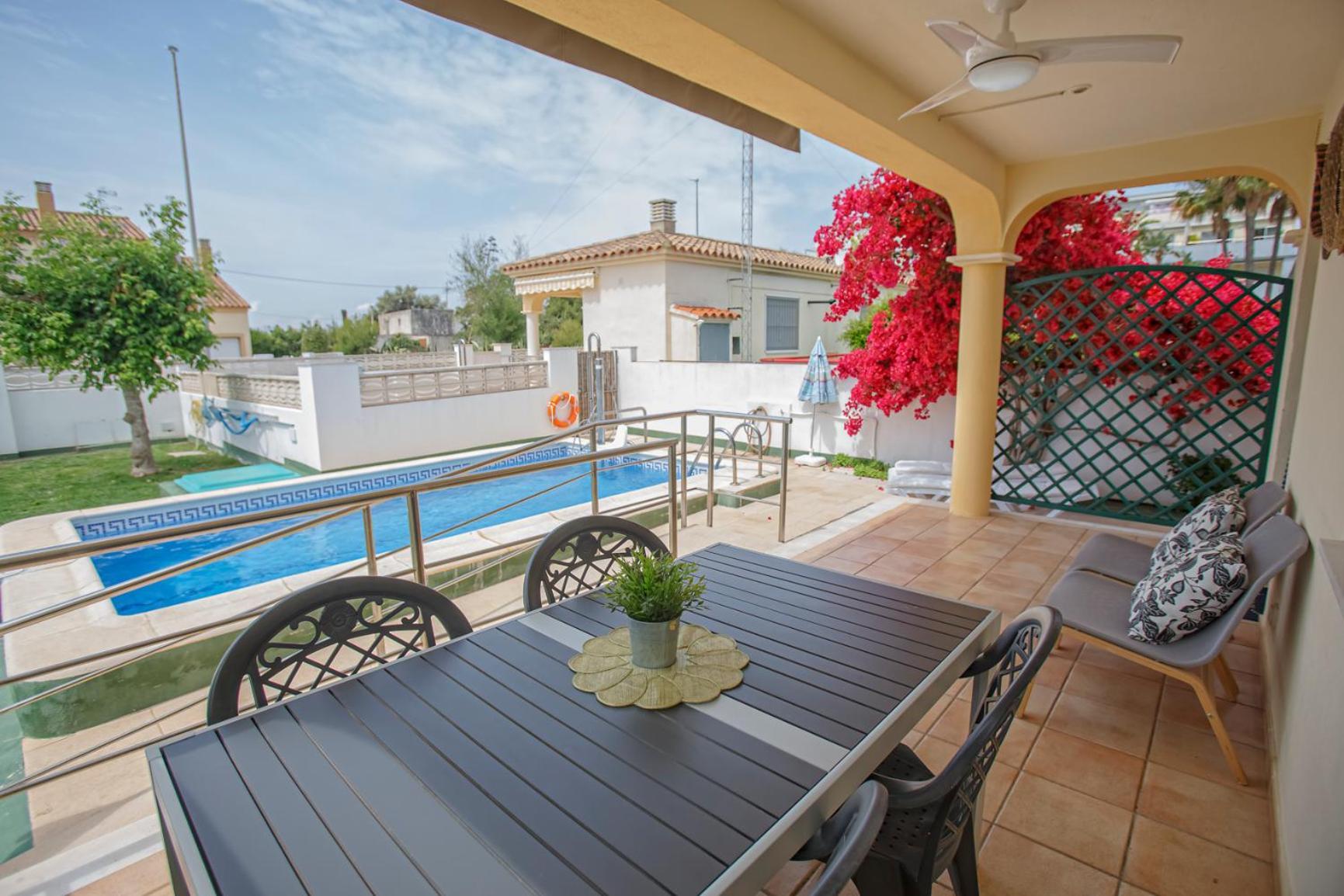 Adaptados 4 Holiday home